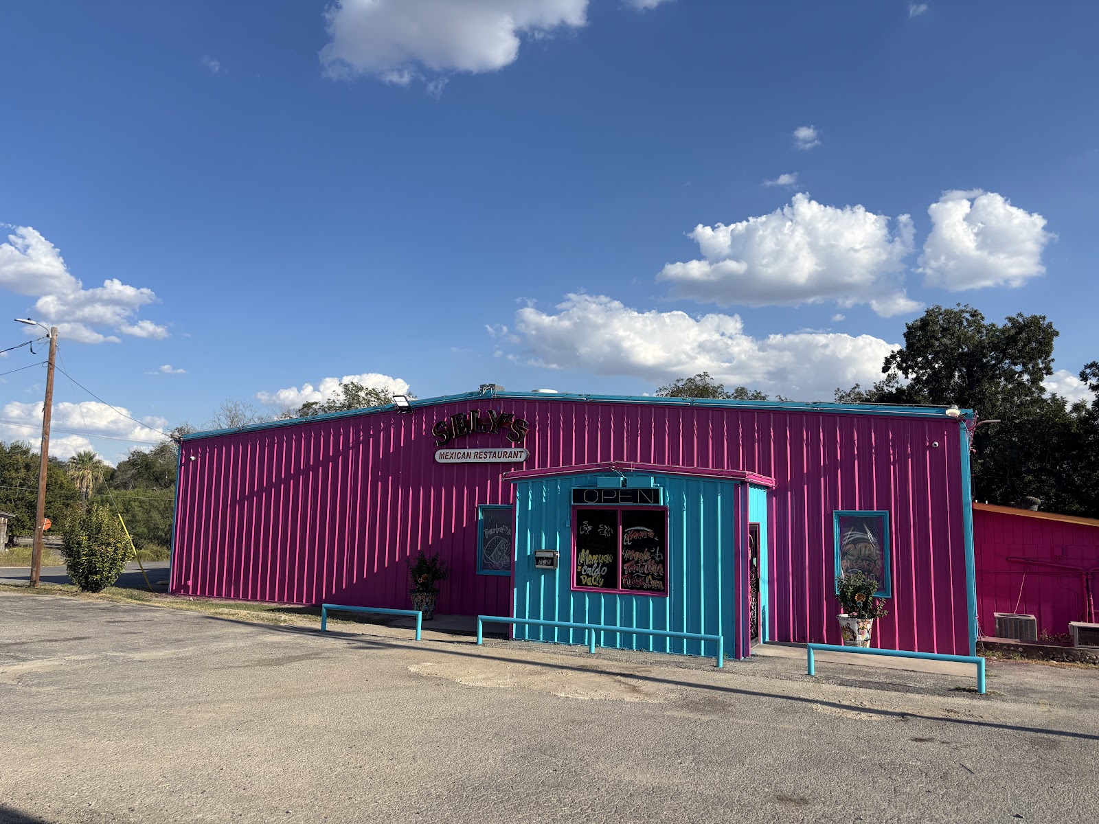 Sely's Mexican Restaurant photo 4